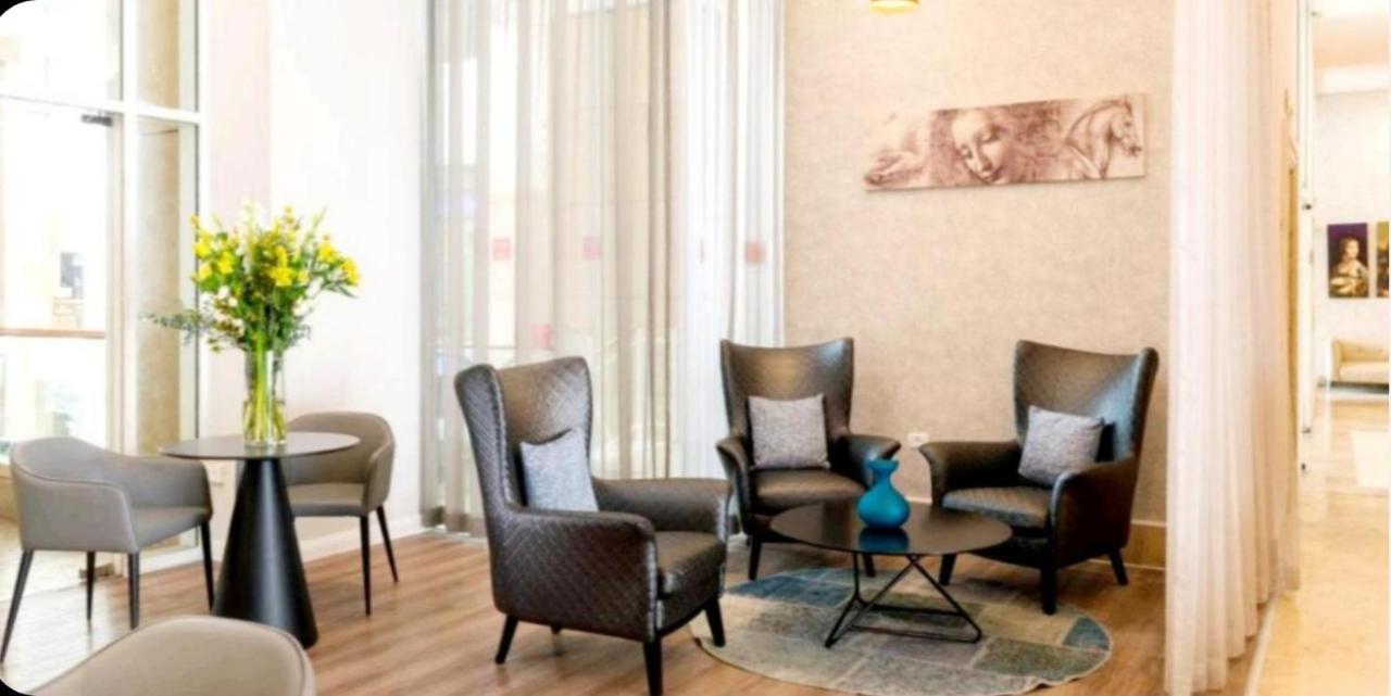 7 Hotel Apartment Short Time Tlv Bat Yam Eksteriør billede