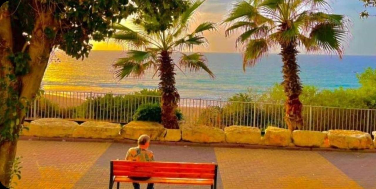 7 Hotel Apartment Short Time Tlv Bat Yam Eksteriør billede