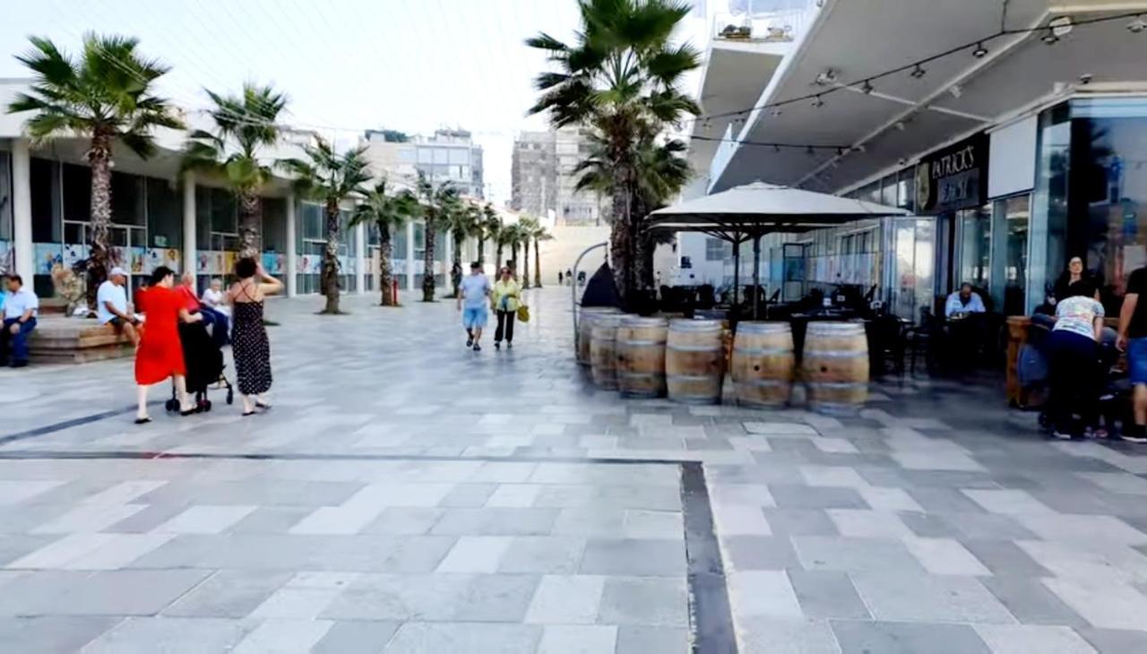 7 Hotel Apartment Short Time Tlv Bat Yam Eksteriør billede